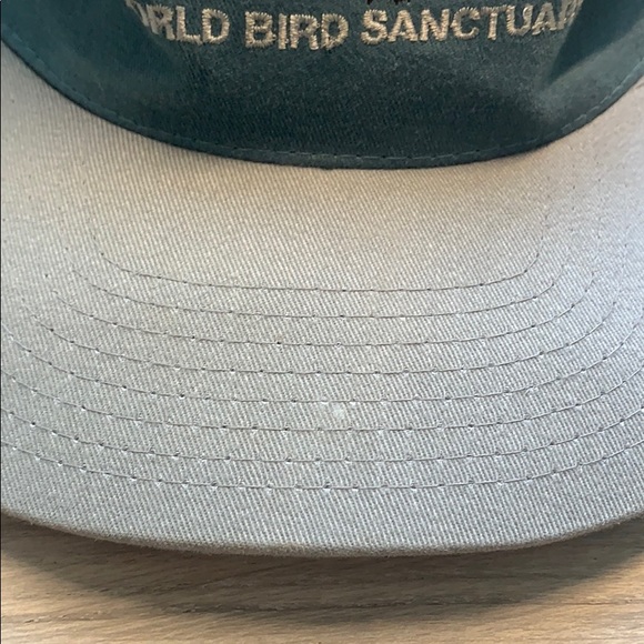 Vintage World Bird Sanctuary Hat - Picture 4 of 8